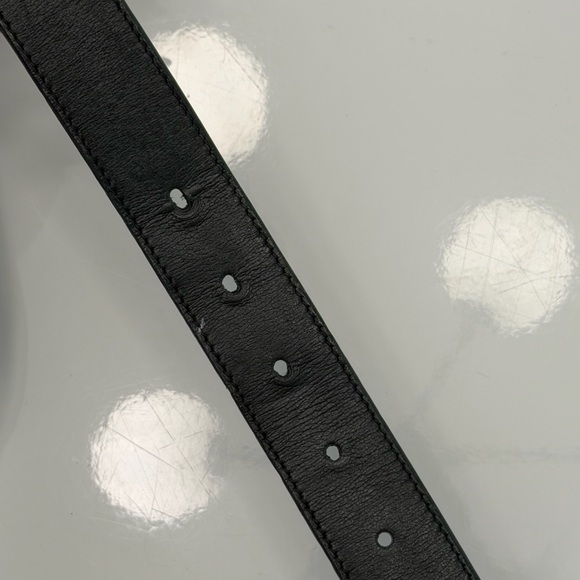 Gucci Black Belt with Gold GG Buckle - Picture 5 of 6